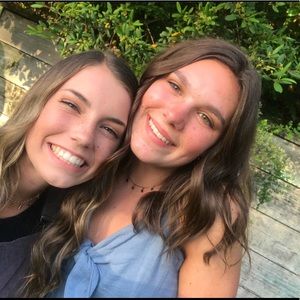 Meet your Posher, Maya